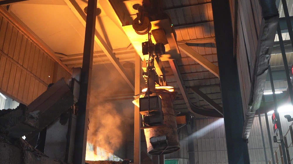 鐵水自動運轉(zhuǎn)